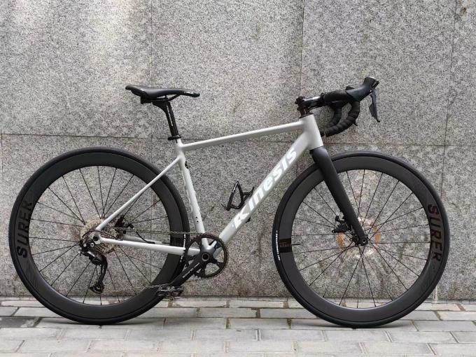 700x32c Bicicleta de corrida de estrada leve Quadro de disco de liga de alumínio Bicicleta de estrada 10